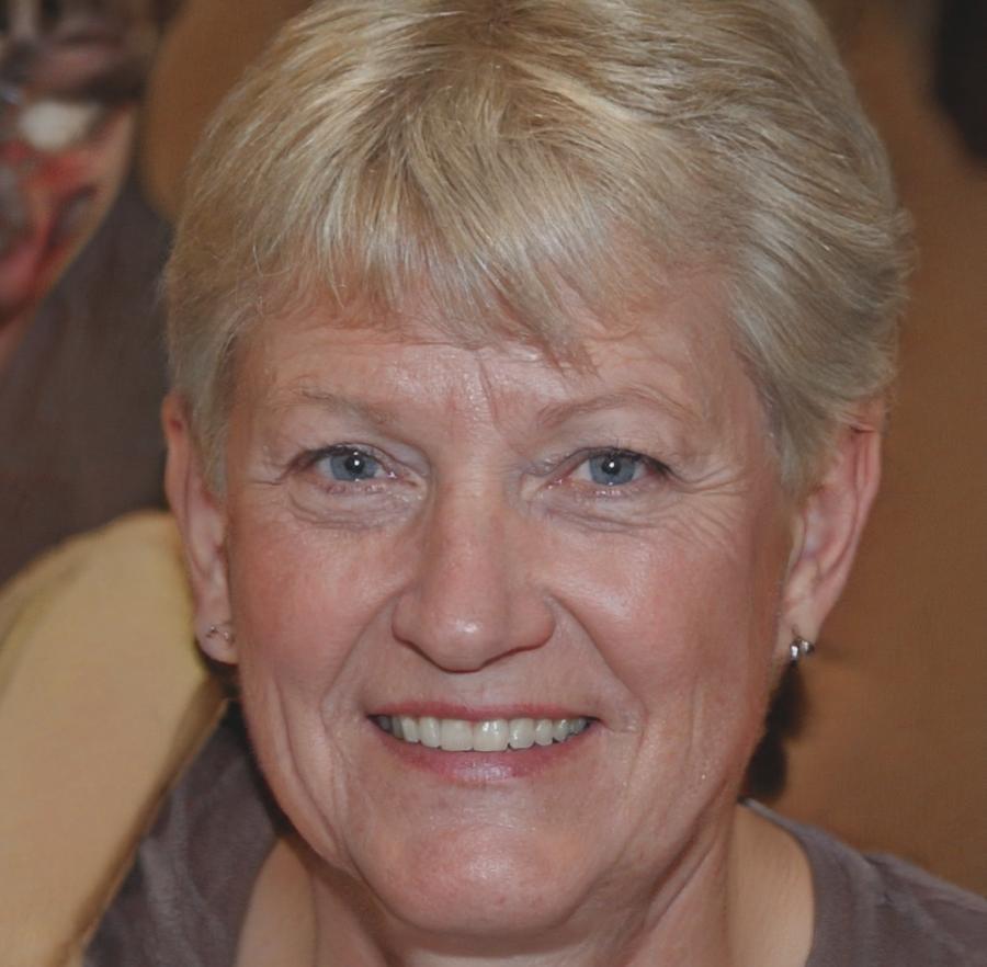 Min-ji Rhee, Variable Income Specialist